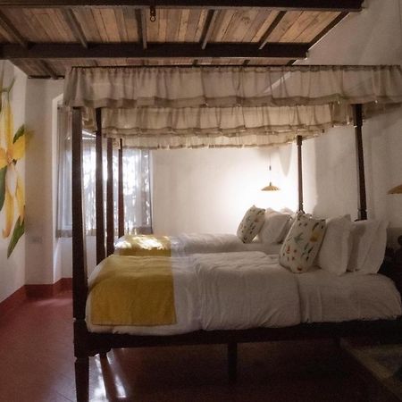 Bate Papo House Cafe Boutique Bed & Breakfast Saligao Eksteriør bilde